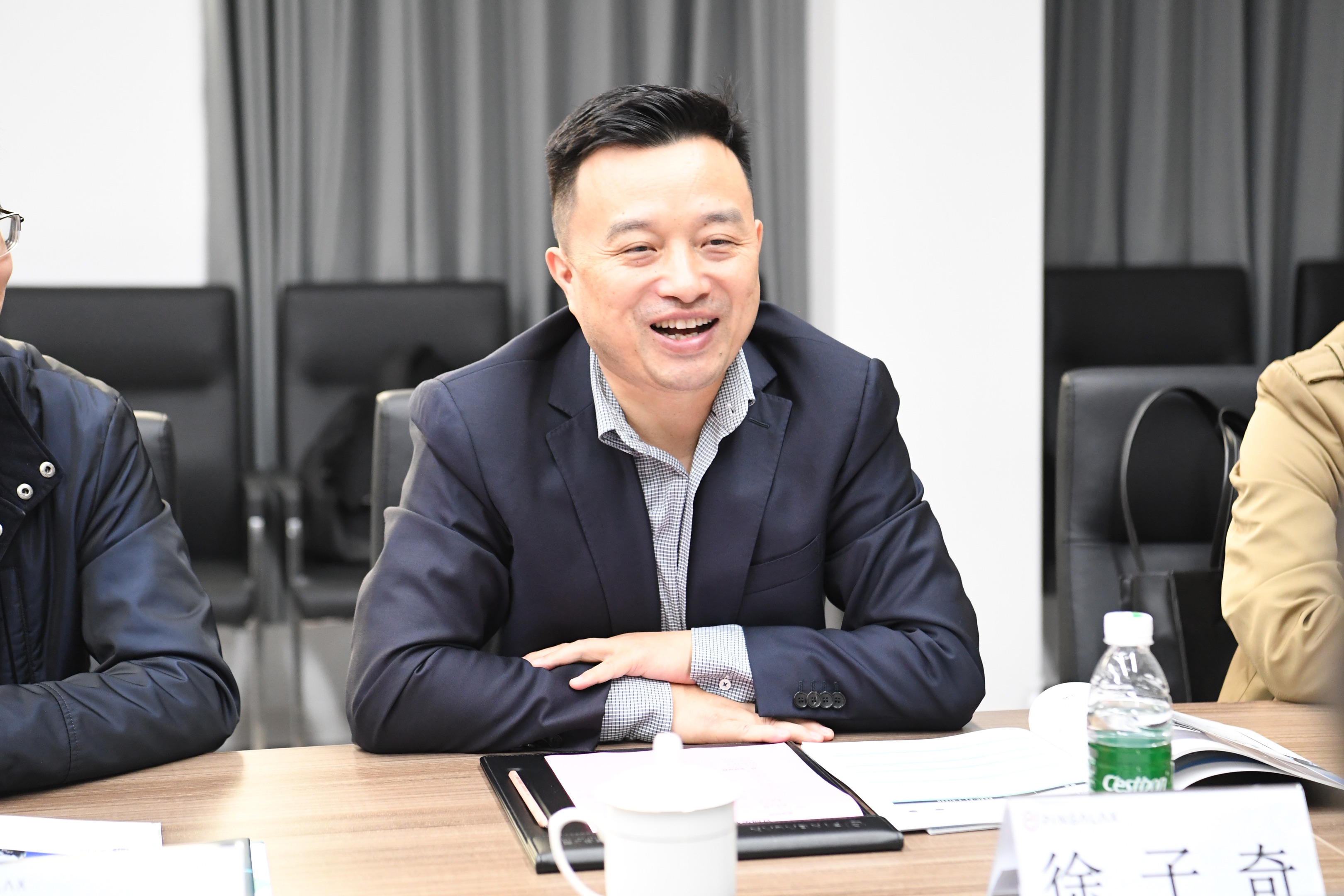 https://pingchuang-public.oss-cn-hangzhou.aliyuncs.com/pingalax/upgrade/20240102/690be3e7-7a7b-47be-94f8-25ece648dffd.jpg